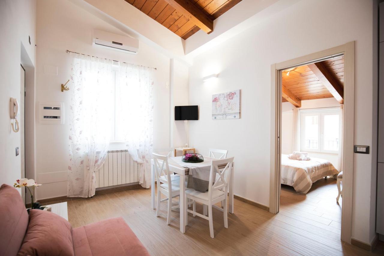 Appartamento Viale Patrono D'Italia Assise Extérieur photo