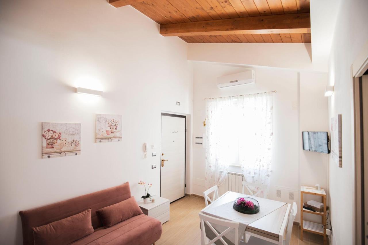 Appartamento Viale Patrono D'Italia Assise Extérieur photo