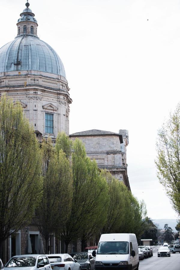 Appartamento Viale Patrono D'Italia Assise Extérieur photo